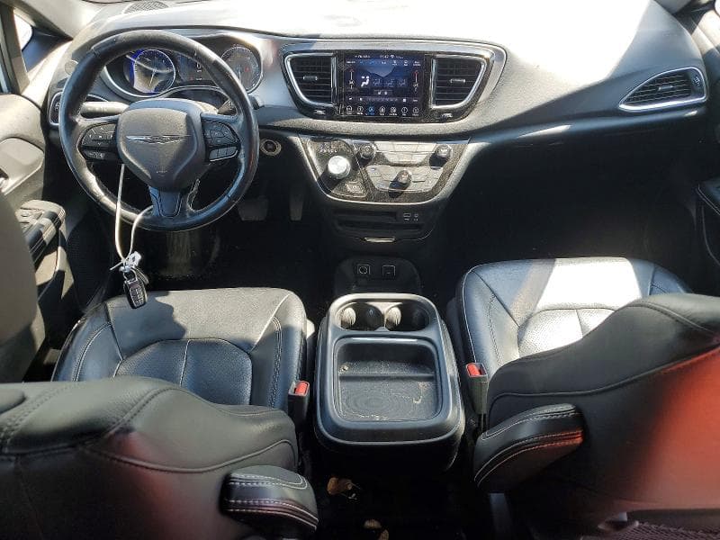 2019 CHRYSLER PACIFICA TOURING L 8