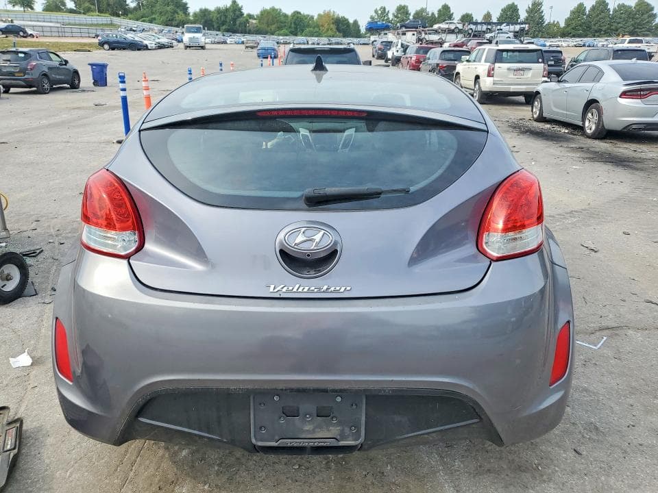 2017 HYUNDAI VELOSTER VALUE EDITION 6