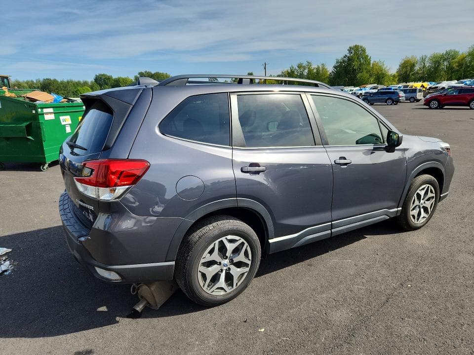 2020 SUBARU FORESTER PREMIUM 3