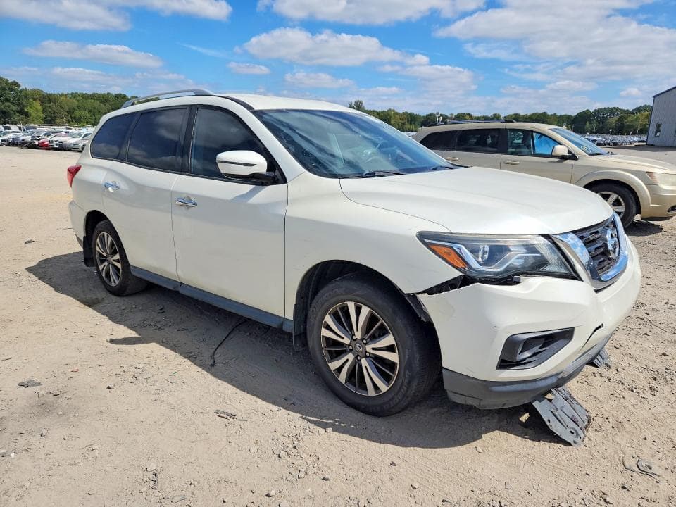 2017 NISSAN PATHFINDER SV 4