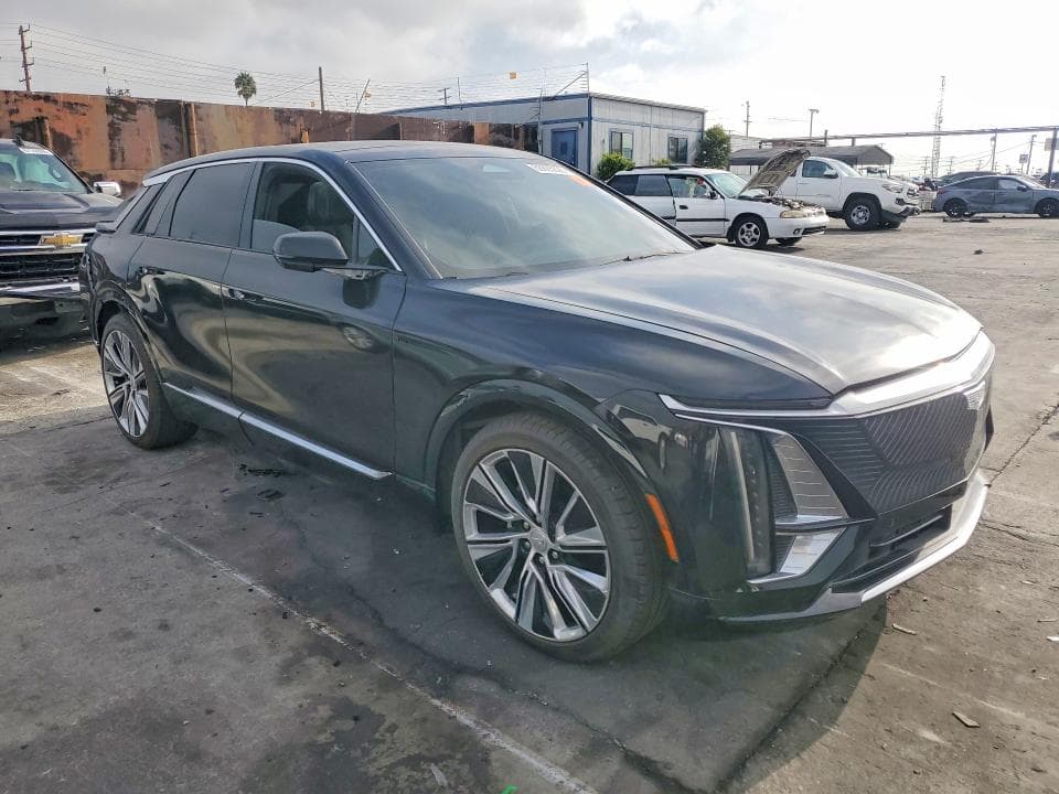 2024 CADILLAC LYRIQ LUXURY 4