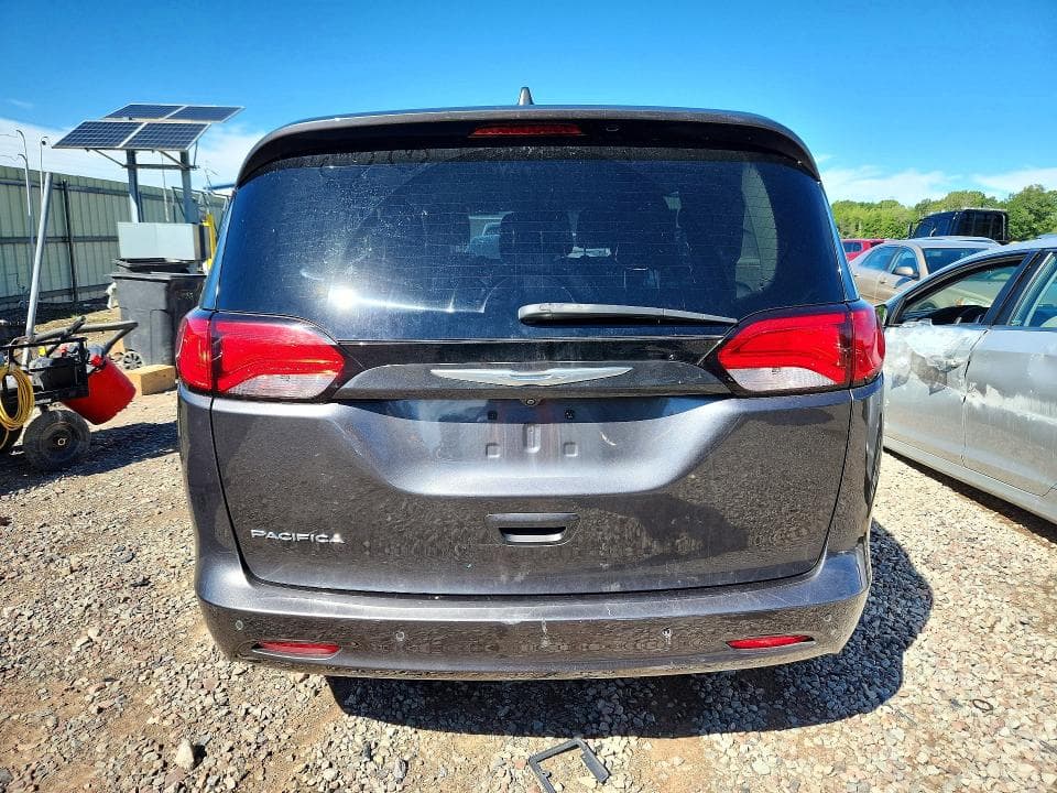 2018 CHRYSLER PACIFICA L 6