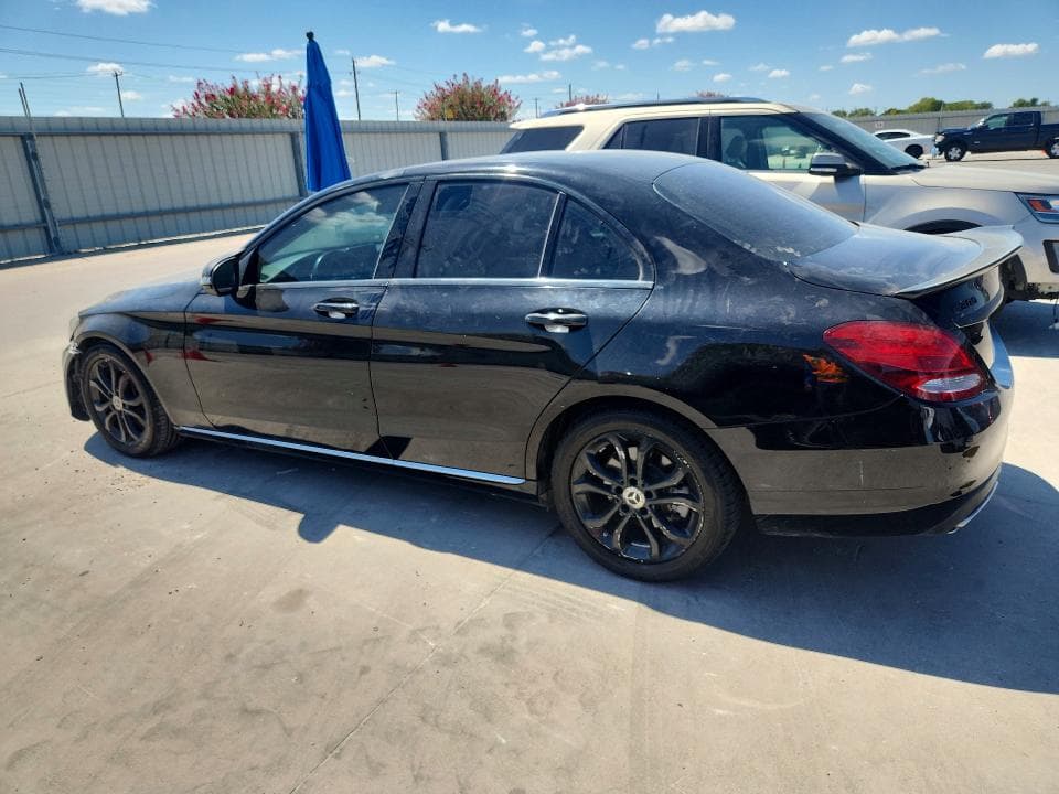 2018 MERCEDES-BENZ C 300 2
