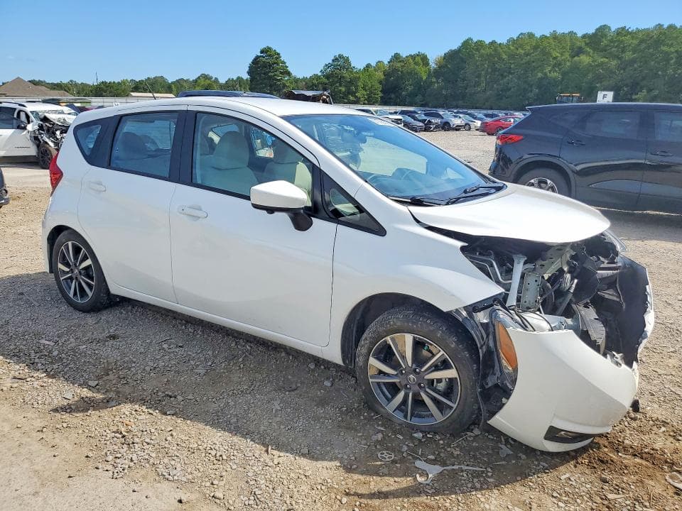 2017 NISSAN VERSA NOTE SL 4