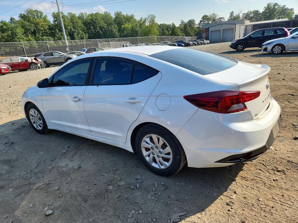 2019 HYUNDAI ELANTRA SE 2