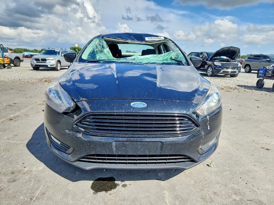 2018 FORD FOCUS SE 5
