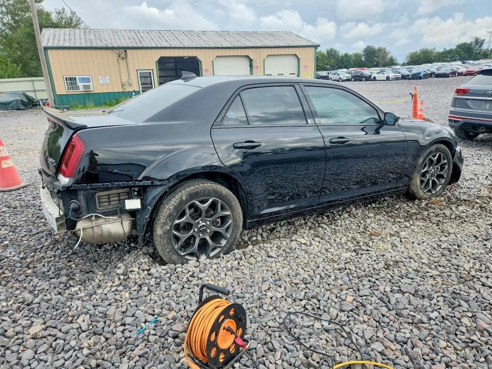2017 CHRYSLER 300 S 3