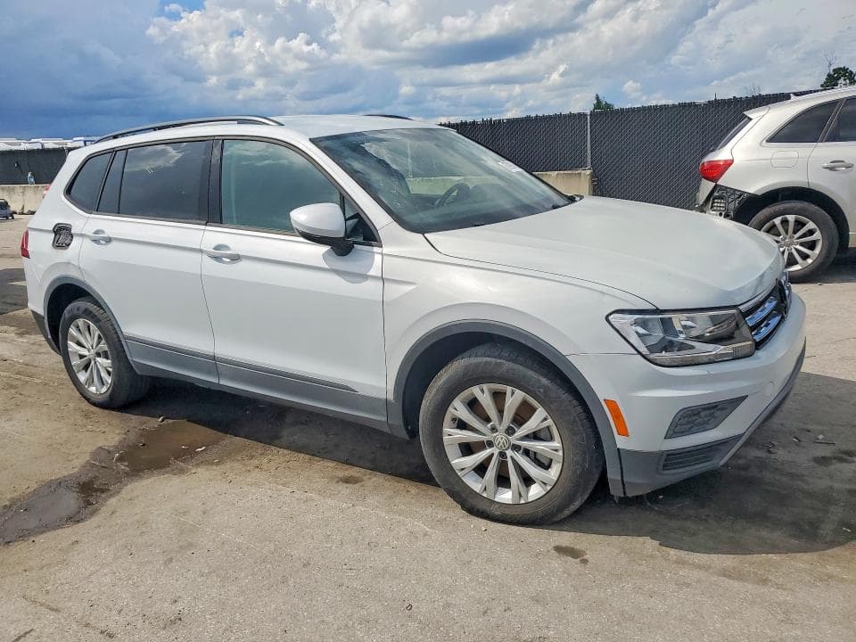 2019 VOLKSWAGEN TIGUAN S 4