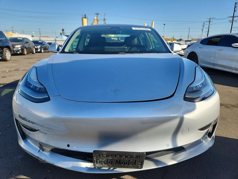 2018 TESLA MODEL 3 5