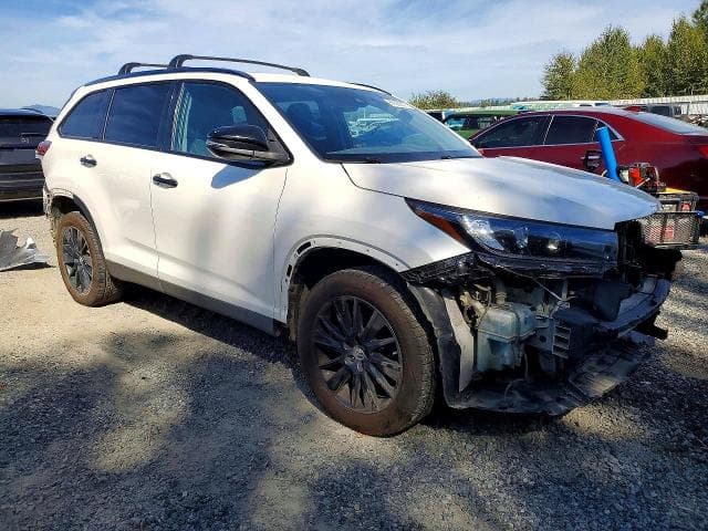 2019 TOYOTA HIGHLANDER SE 4