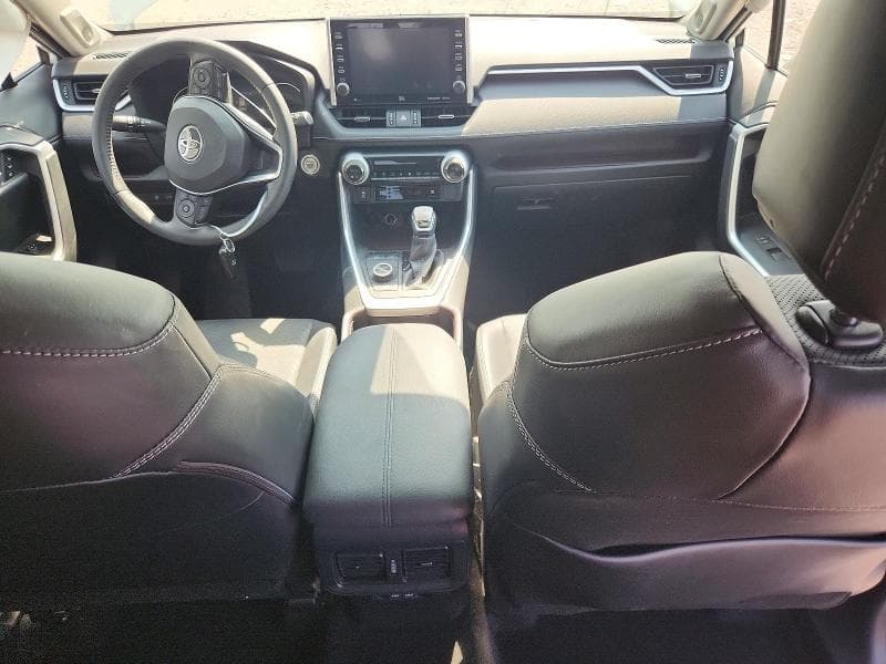 2022 TOYOTA RAV4 LIMITED 8