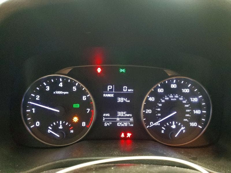 2017 HYUNDAI ELANTRA SE 9