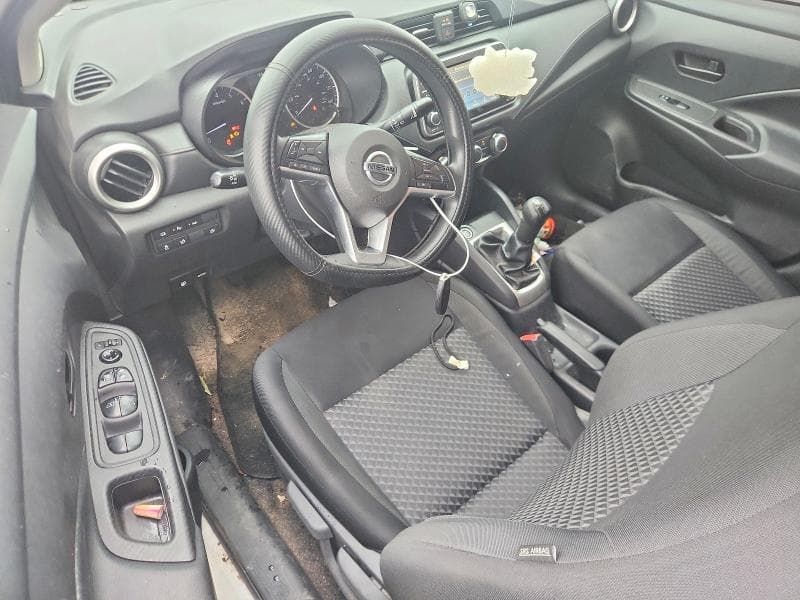 2020 NISSAN VERSA S 8
