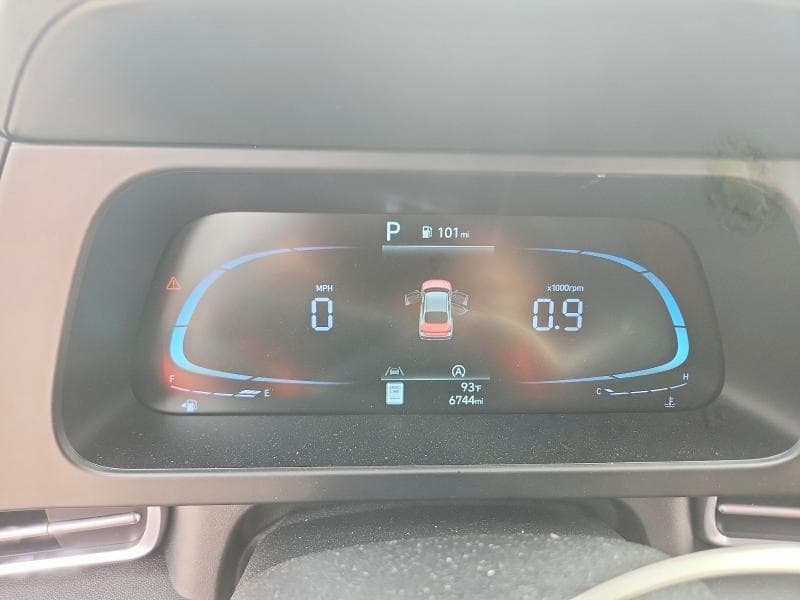 2025 HYUNDAI ELANTRA SE 9