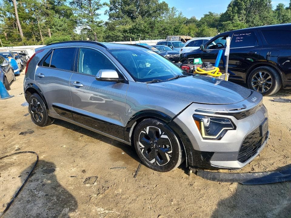 2023 KIA NIRO WIND 4
