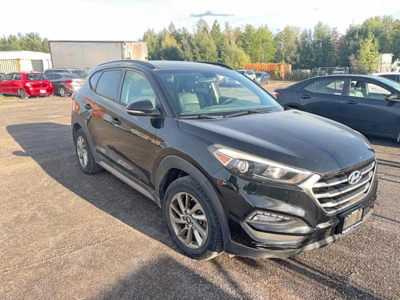 2017 HYUNDAI TUCSON SE - 1