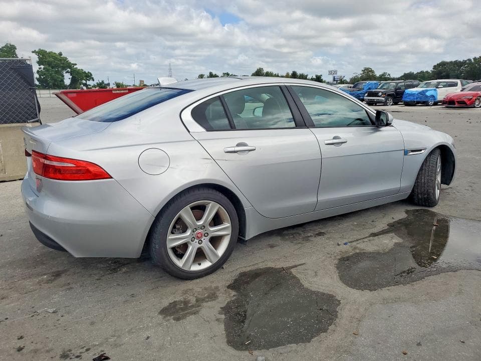 2017 JAGUAR XE 3