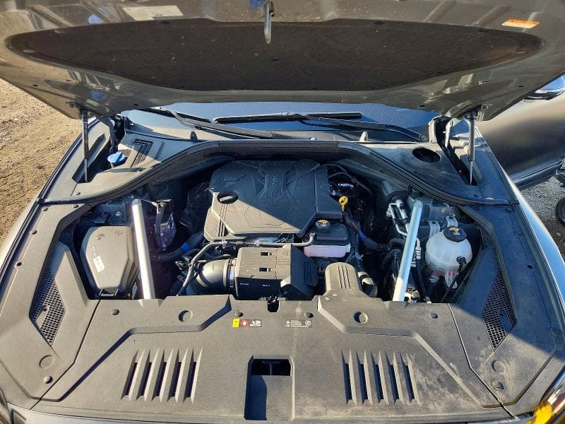 2023 GENESIS GV70 2.5T STANDARD 12