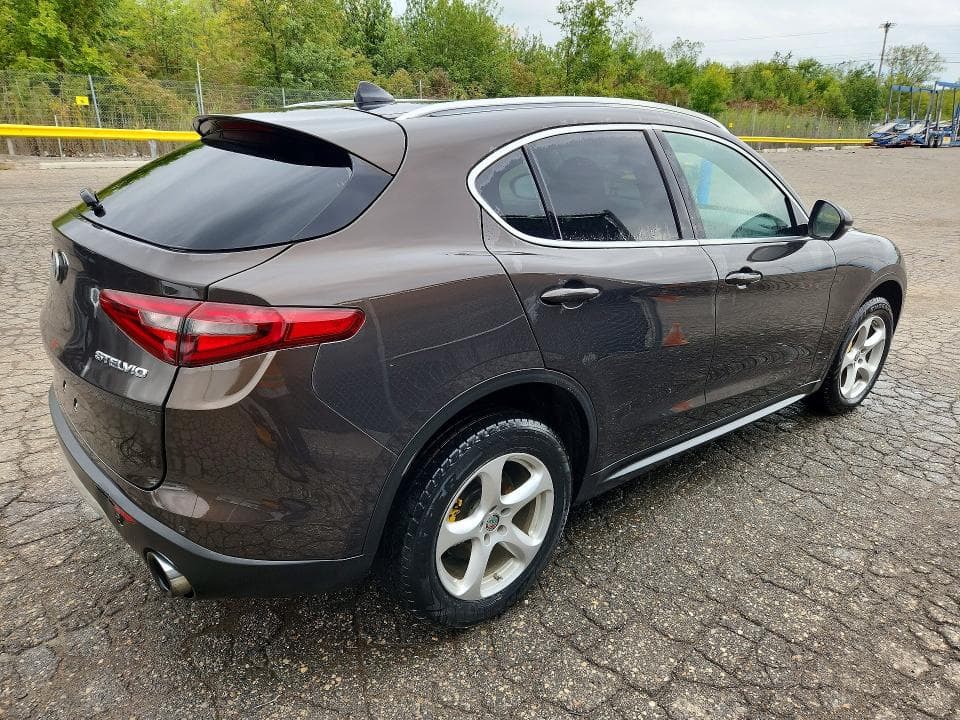 2019 ALFA ROMEO STELVIO 3