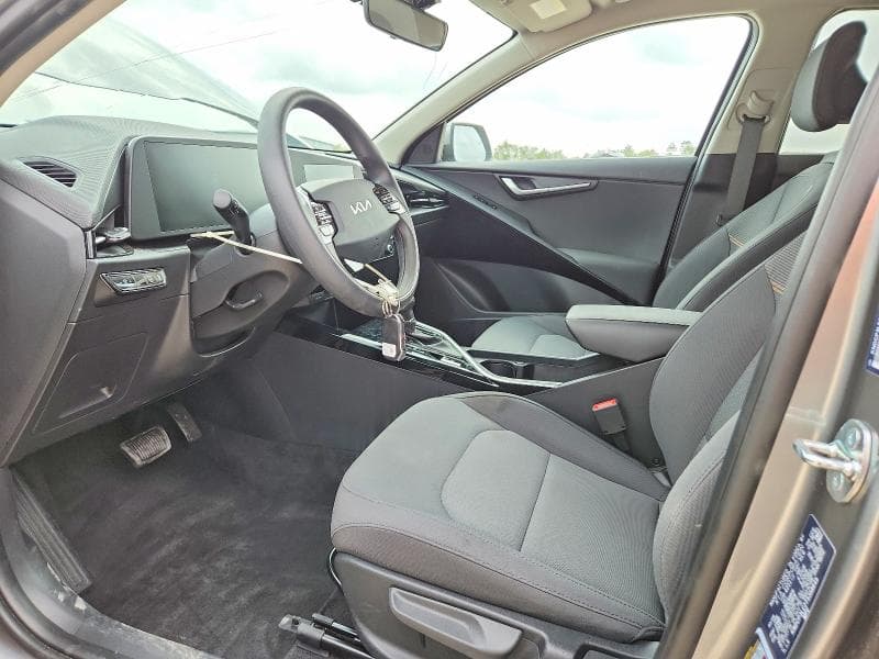 2026 KIA NIRO LX 7