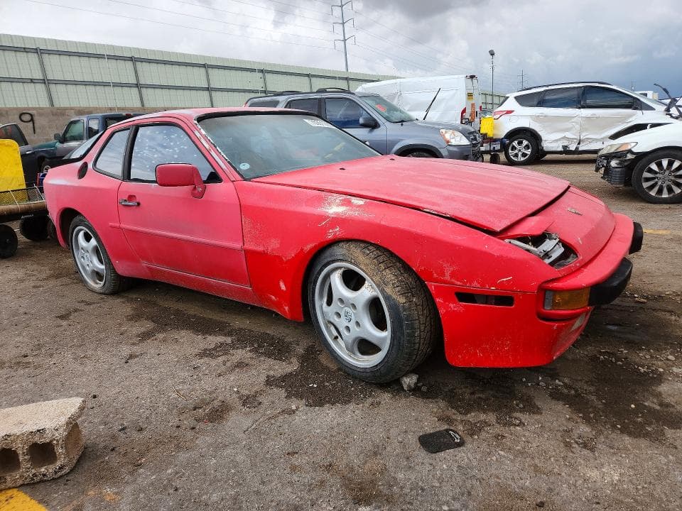 1985 PORSCHE 944 4