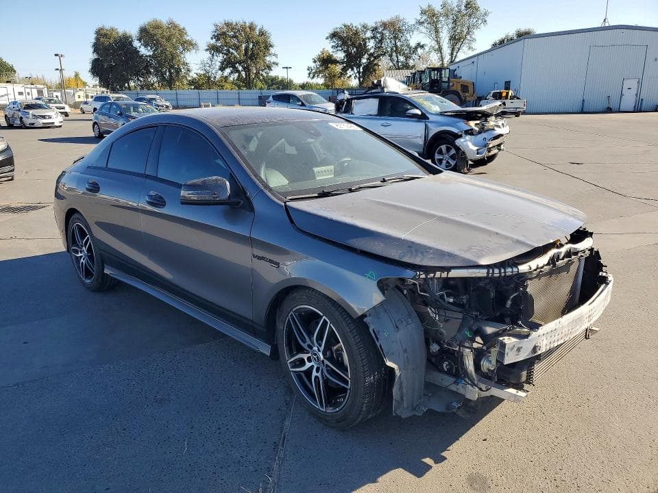 2018 MERCEDES-BENZ CLA 250 4