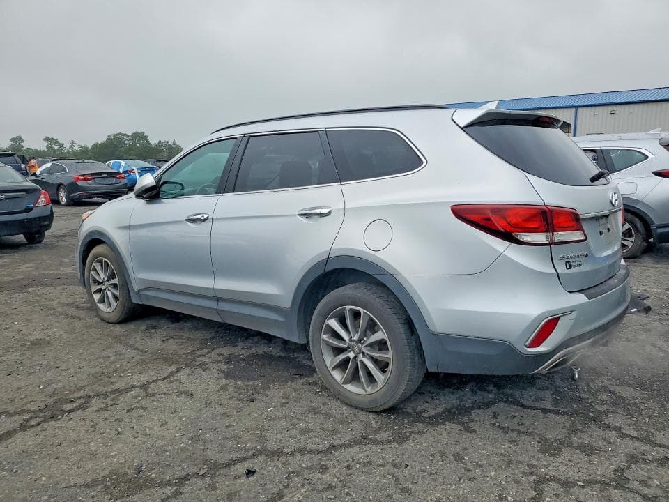 2017 HYUNDAI SANTA FE SE 2