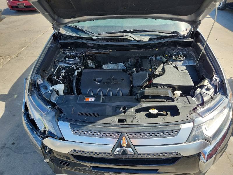 2019 MITSUBISHI OUTLANDER SE 12