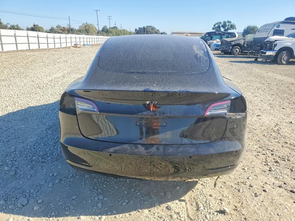 2019 TESLA MODEL 3 6