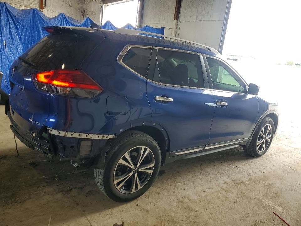 2017 NISSAN ROGUE SL 3