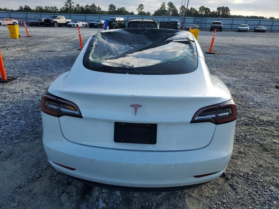 2022 TESLA MODEL 3 6