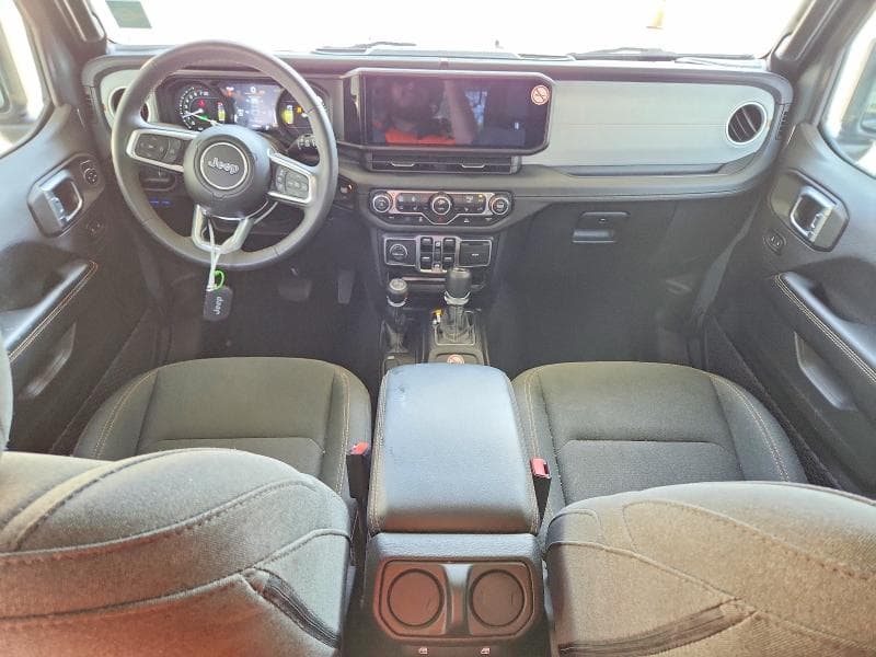 2024 JEEP WRANGLER SAHARA 4XE 8