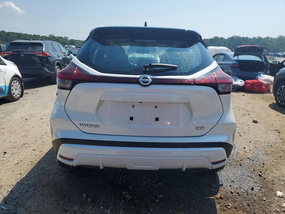 2021 NISSAN KICKS SR 6