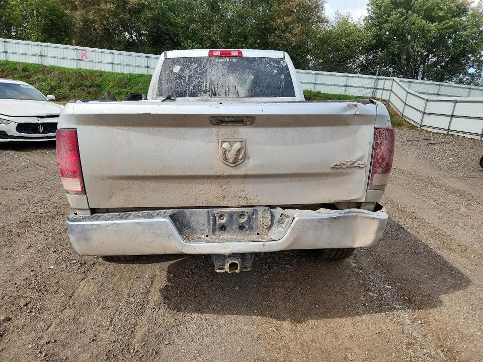 2018 RAM 2500 ST 6