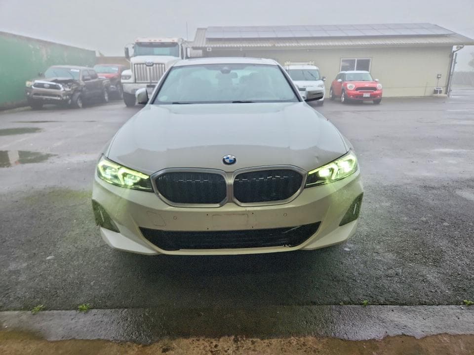 2025 BMW 330XI 5