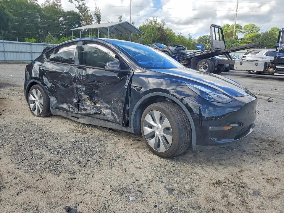 2022 TESLA MODEL Y 4