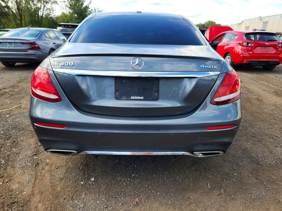 2017 MERCEDES-BENZ E 300 4MATIC 6