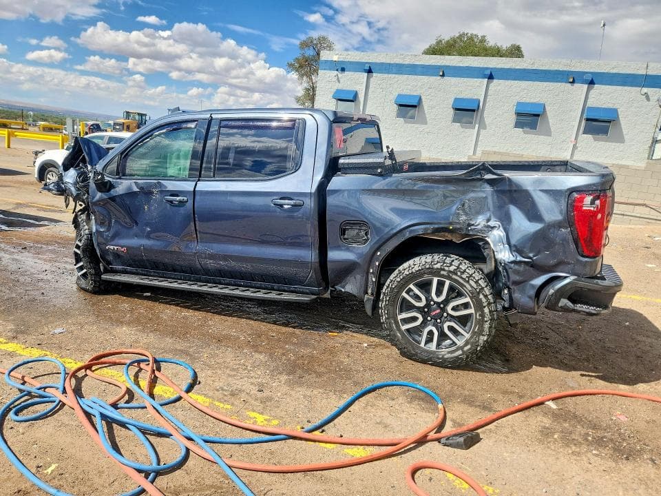 2021 GMC SIERRA K1500 AT4 2