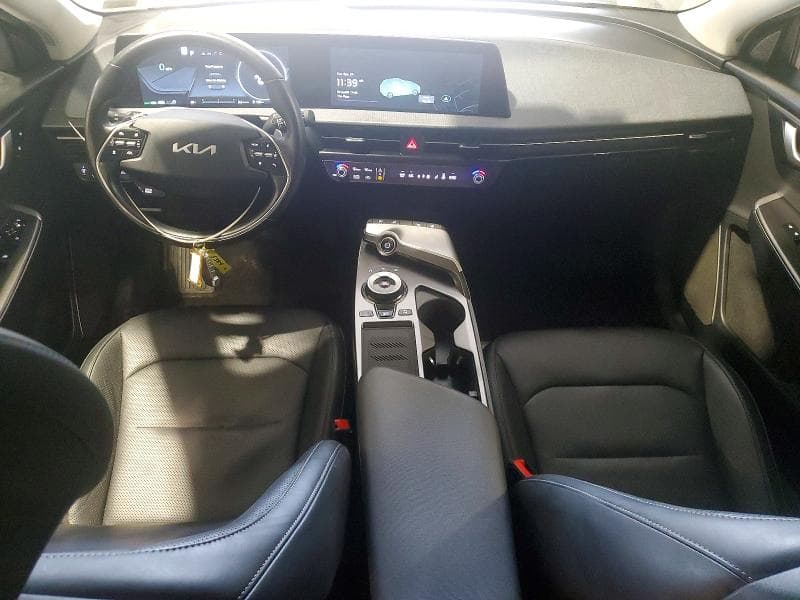 2023 KIA EV6 WIND 8