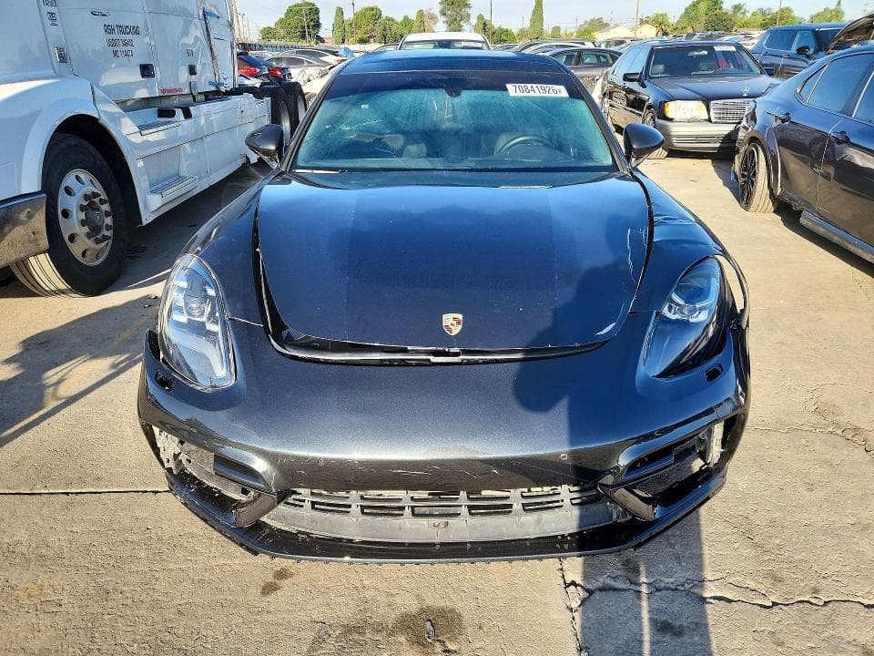 2017 PORSCHE PANAMERA 4S 5