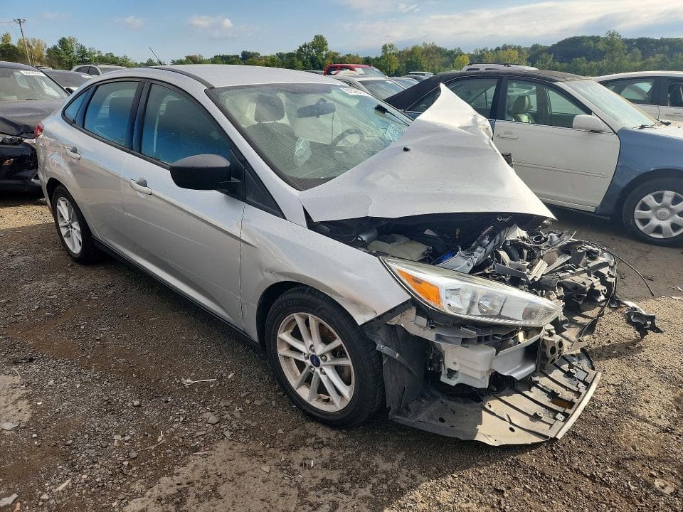 2018 FORD FOCUS SE 4