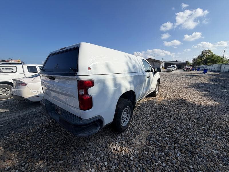 2023 CHEVROLET SILVERADO C1500 3