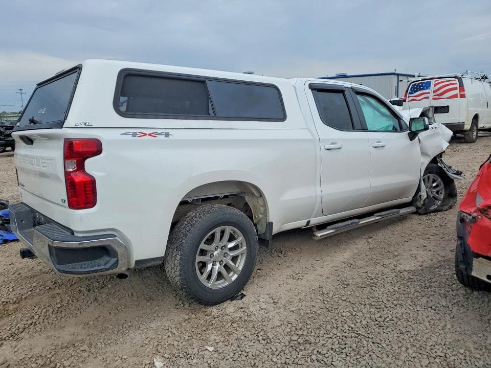 2020 CHEVROLET SILVERADO K1500 LT 3