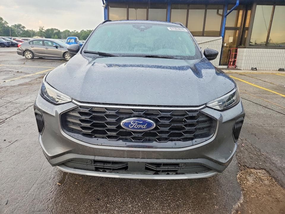 2026 FORD ESCAPE ST LINE 5
