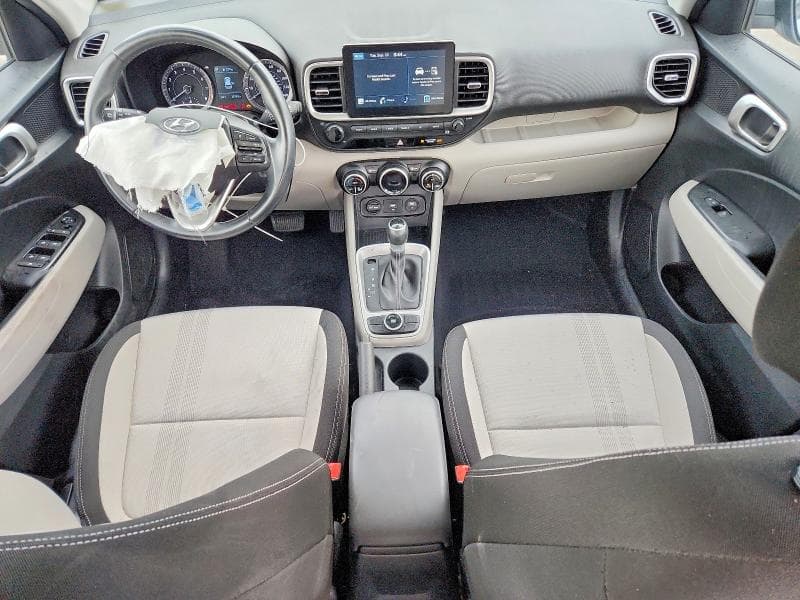2021 HYUNDAI VENUE SEL 8