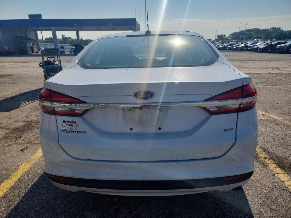 2017 FORD FUSION SE 6