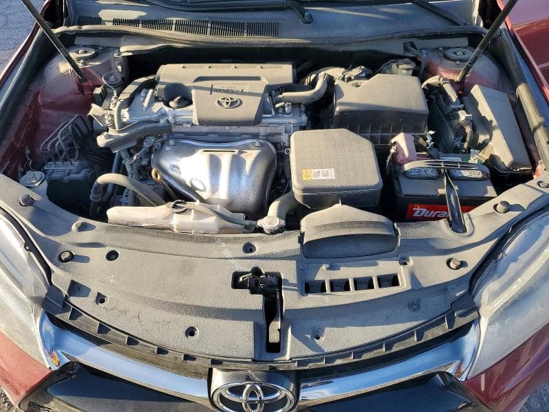 2017 TOYOTA CAMRY SE 11