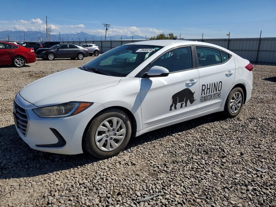 2017 HYUNDAI ELANTRA SE