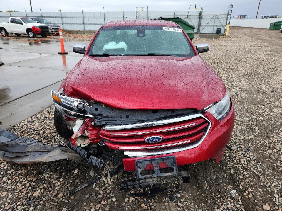 2018 FORD TARUS 5