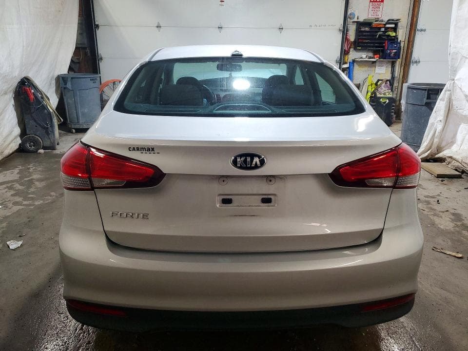 2017 KIA FORTE LX 6